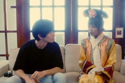 Hoàng Châu Cách Cách lạc vào thế giới không gian sung sướng bên cạnh anh thợ ảnh